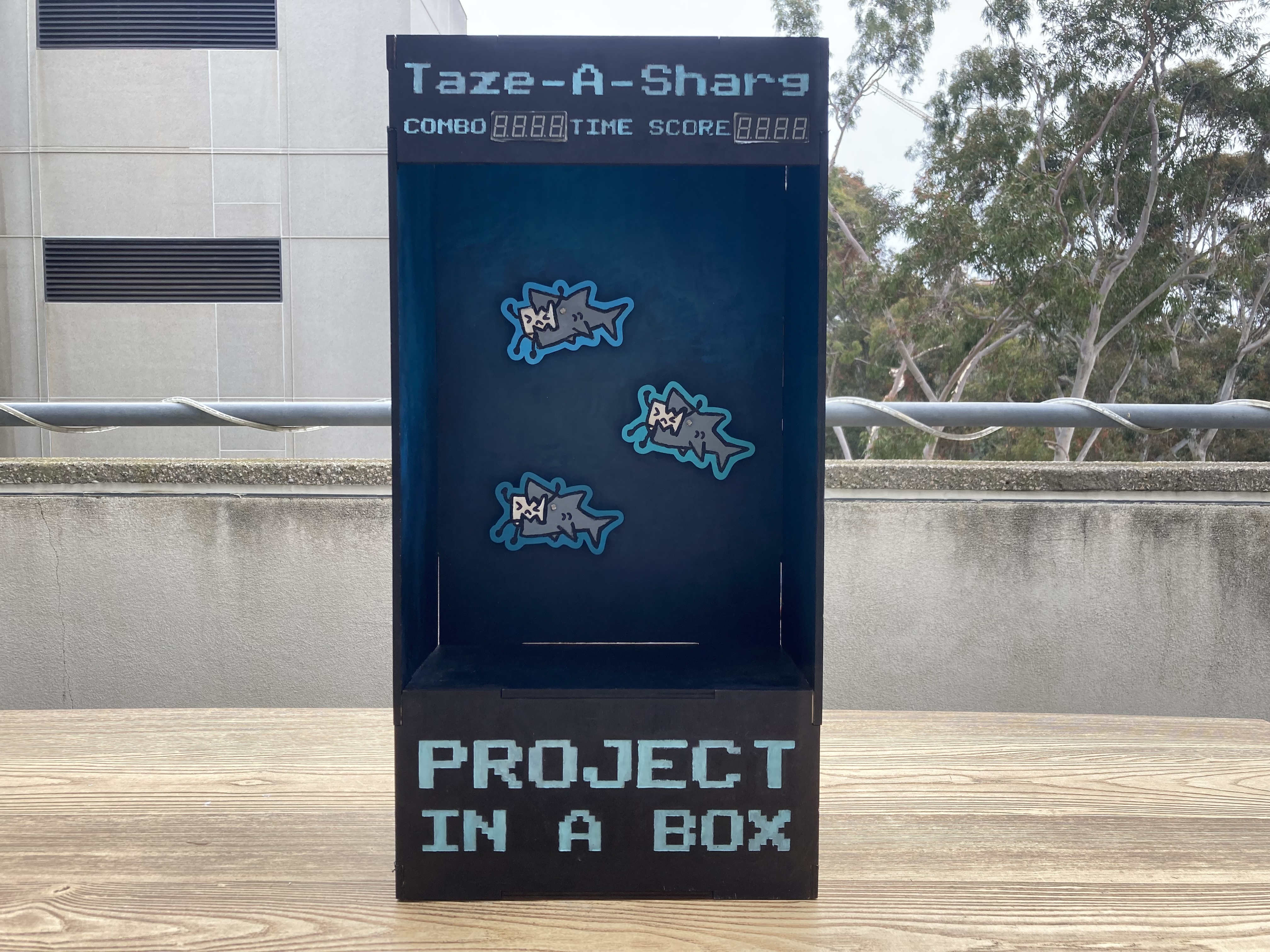 Taze-A-Sharg